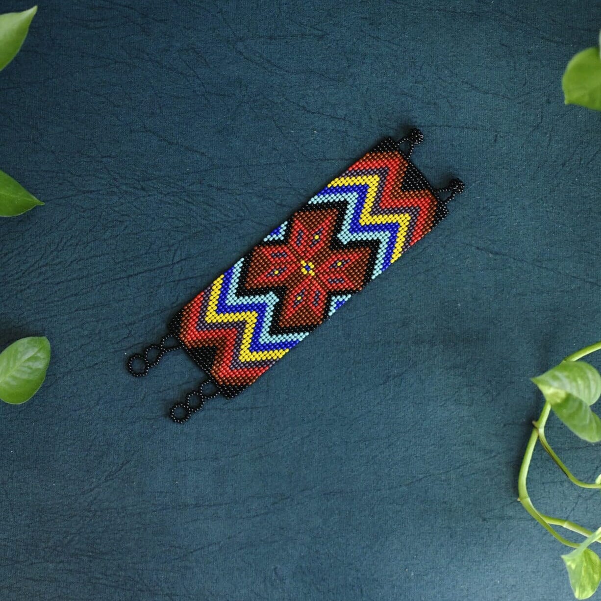 Aztec Red bracelet Mother Sierra