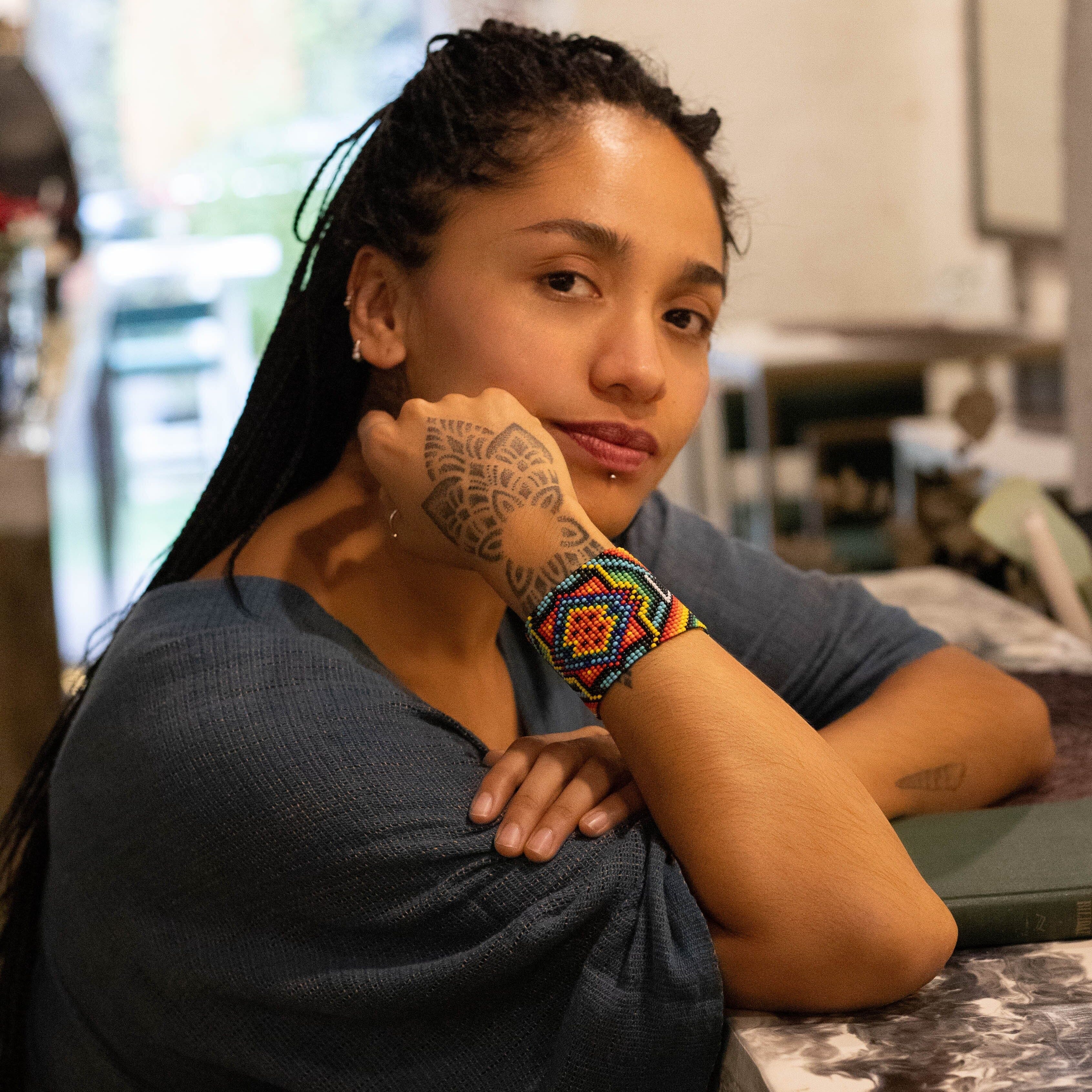 Broken Arrow bracelet Mother Sierra