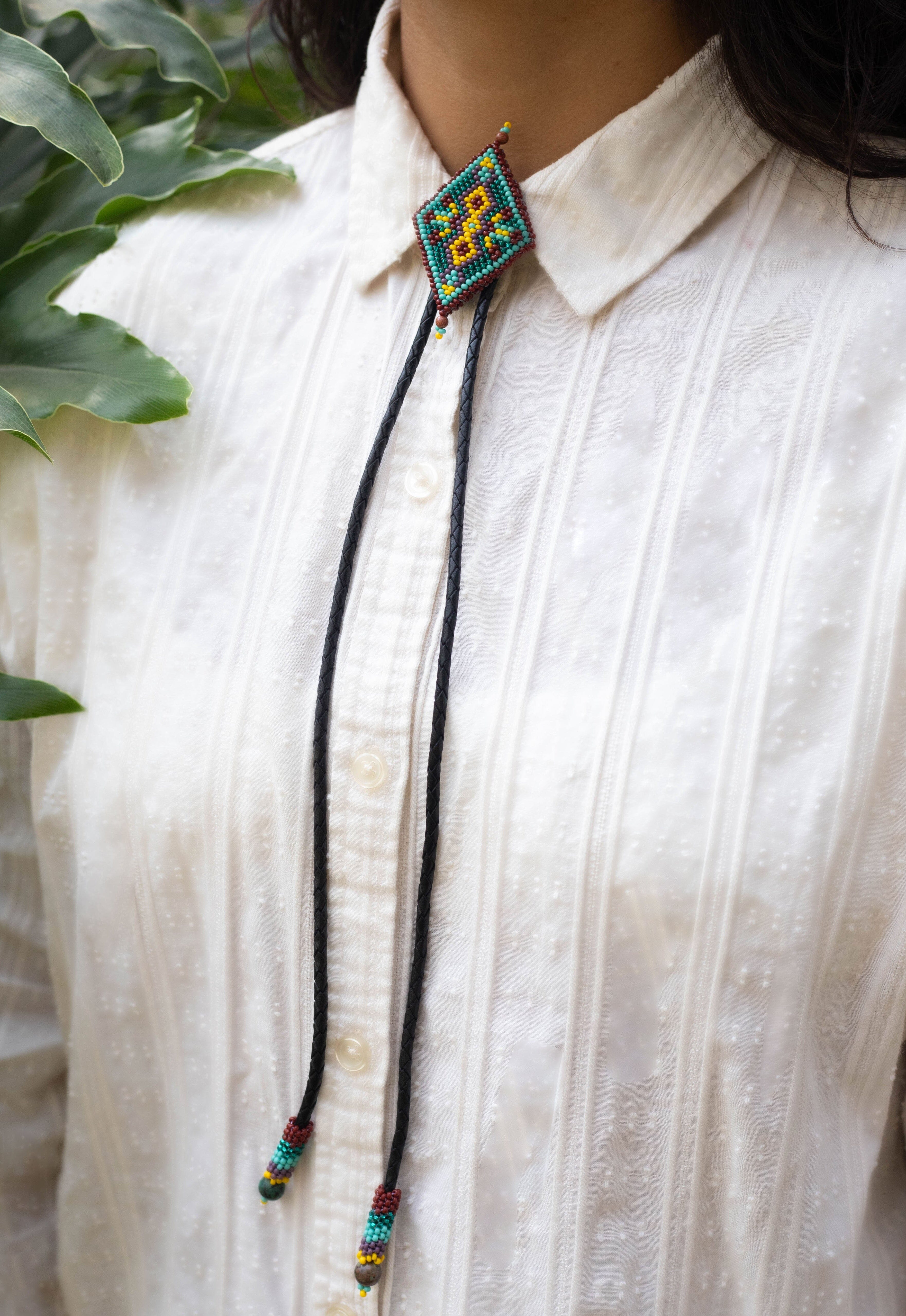 Diamond Spur Necktie Mother Sierra