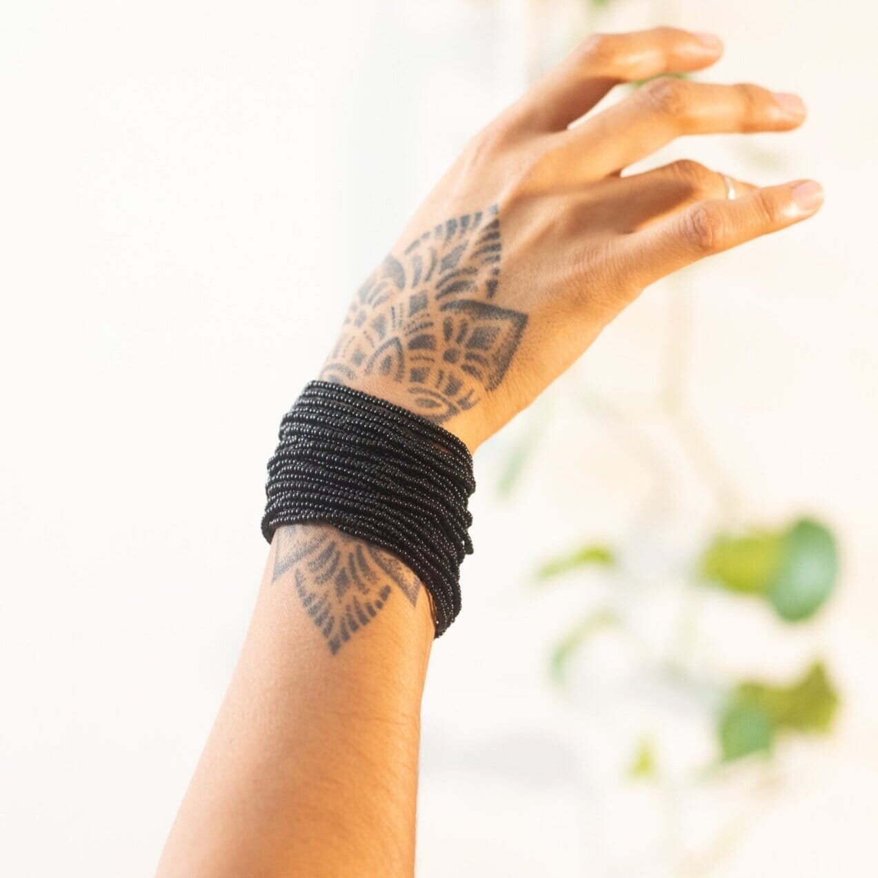 Shadow Essence bracelet Mother Sierra