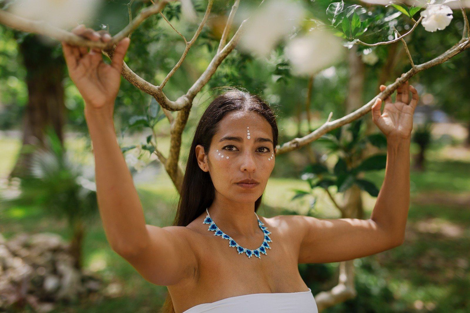 Delicate Handmade Beadwork - Blueberries Blue White Beaded Necklace Native American Jewelry
